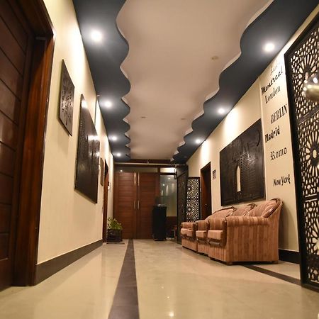 Republika Urban Appartement Abbottabad Buitenkant foto