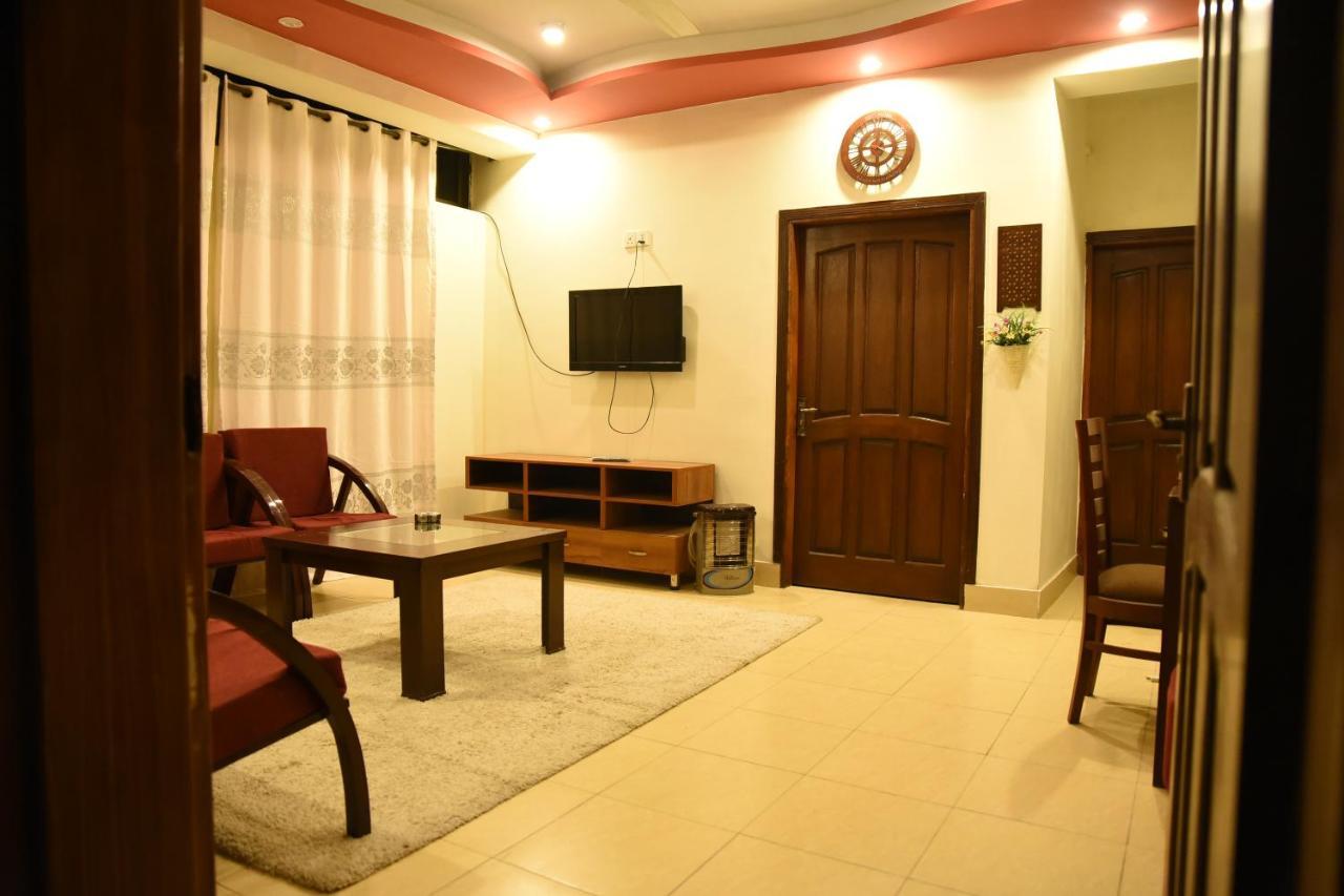 Republika Urban Appartement Abbottabad Buitenkant foto