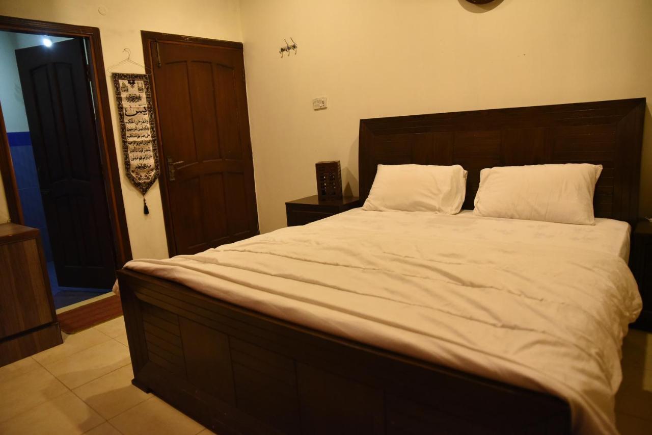 Republika Urban Appartement Abbottabad Buitenkant foto