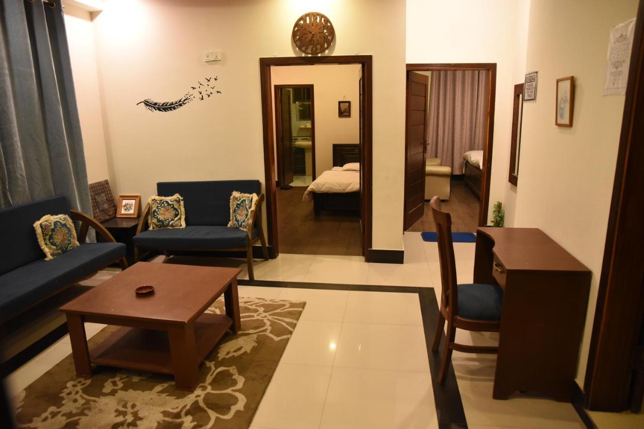 Republika Urban Appartement Abbottabad Buitenkant foto